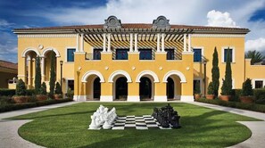 Exterior - 3BR Luxury Resort Suite Near Disney, Sleeps 8, Full Kitchen, Apr 29–May 6 (Orlando)
