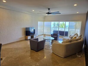 Living area - Mayan Island Condominium, in Punta Diamante Acapulco Mexico (Acapulco de Juárez)