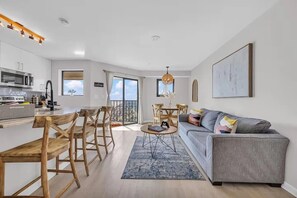 Smart TV - Unobstructed Ocean View Escape, Pools + Beach Access (Myrtle Beach)
