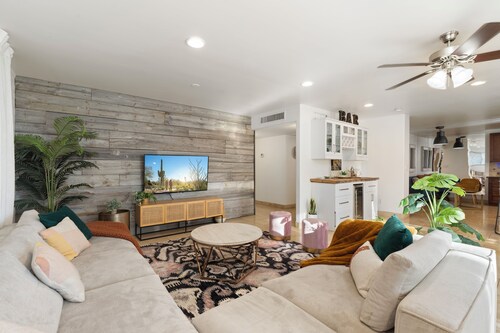 Paradise Palms - Scottsdale 4BR w/ Heated Pool, Fire Pit, PingPong