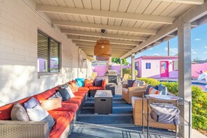 Outdoor dining - Paradise Palms - Scottsdale 4BR w/ Heated Pool, Fire Pit, PingPong (Scottsdale)