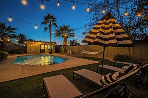 Outdoor pool, a heated pool - Paradise Palms - Scottsdale 4BR w/ Heated Pool, Fire Pit, PingPong (Scottsdale)