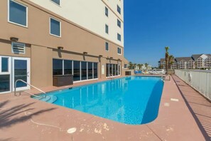 Indoor pool, outdoor pool - Gulf front beautiful beachfront great view large balcony 2 king beds Royal Palms (Gulf Shores)
