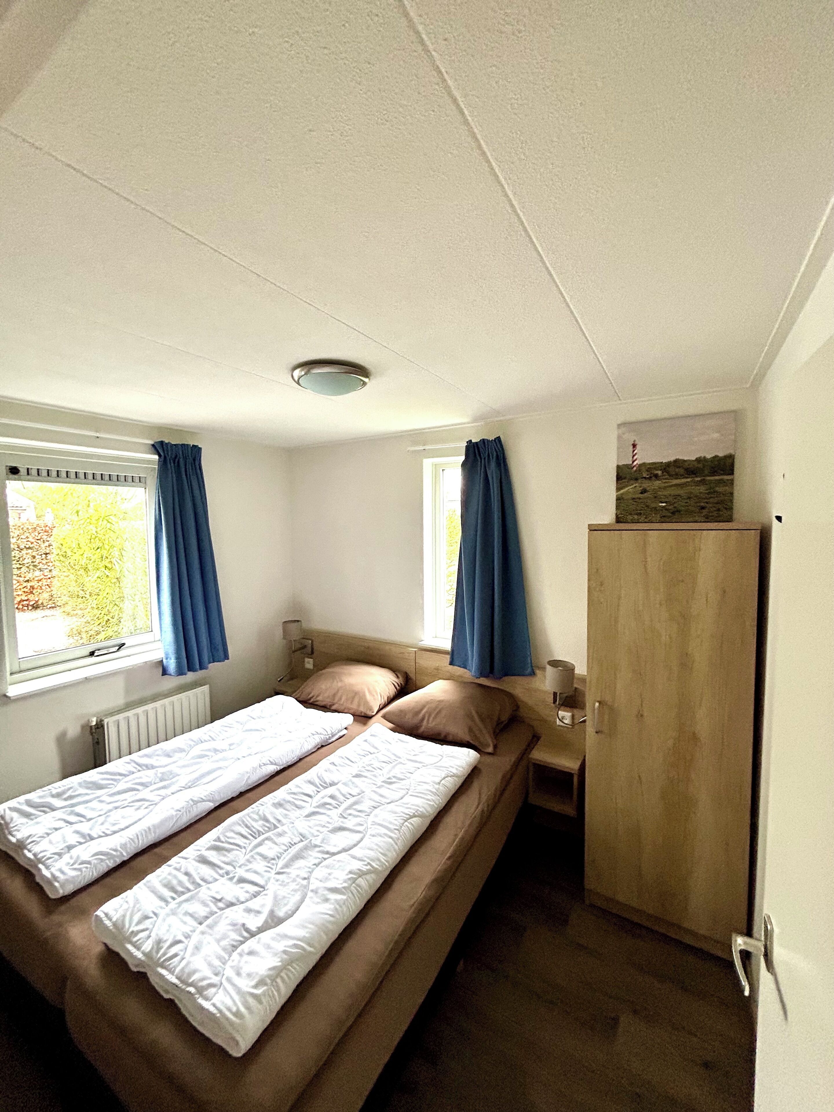 3 slaapkamers, een strijkplank/strijkijzer, wifi