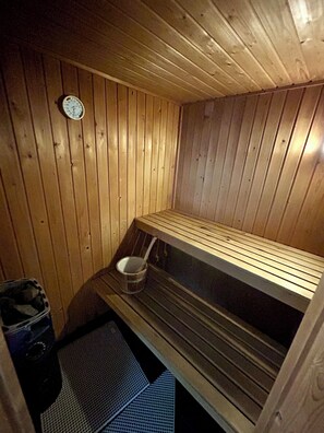 Sauna - Bungalow with fireplace and sauna (Brouwershaven)