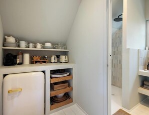 Bathroom - Gîtes de France® - La Petite Chaumière (ERMENOUVILLE)
