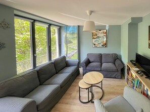 TV - House La Couze - CHAMBON SUR LAC (CHAMBON SUR LAC)