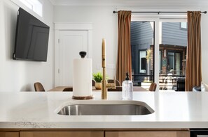 Interior - Premiere @ The Cove Riverwalk Villas (Wilmington)