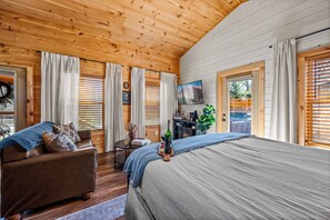 Iron/ironing board, free WiFi, bed sheets - Hot Tub Under the Stars, Fire Pit & Smoky Mountain (Sevierville)