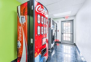 Interior - Everstay Living  (Dallas)