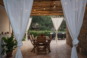 Outdoor dining - Casa Francisca - Port de Valldemossa (Valldemossa)