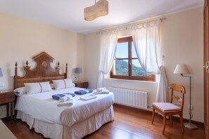 Desk, iron/ironing board, travel cot, free WiFi - Cas Llonguet - Valldemossa (Valldemossa)