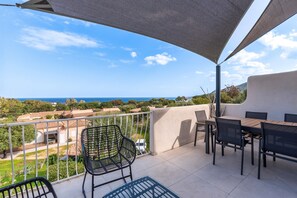Outdoor dining - Aria Marina 37 - climatisé et vue mer (Lumio)