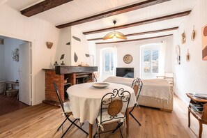 Dining - Casa Pitinellu - Proche L'île-Rousse (Feliceto)