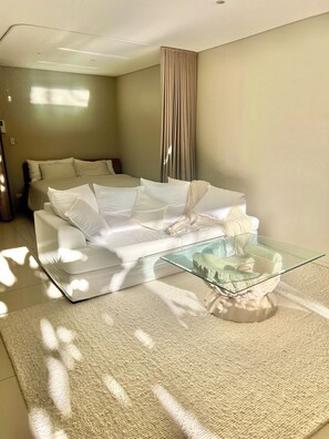 1 bedroom, Internet, bed sheets - Garden Studio Apartment (Bondi Beach)