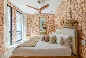 3 bedrooms, WiFi, bed sheets, wheelchair access