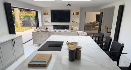 The luxury country home collection