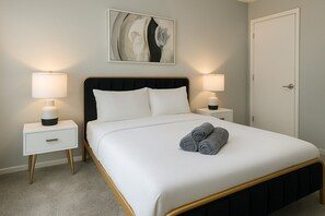 Room - Charming 2BR Hoover Retreat w/ Easy Parking 55 (Hoover)