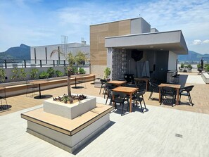 Outdoor dining - Rio Host Energy (Rio de Janeiro)