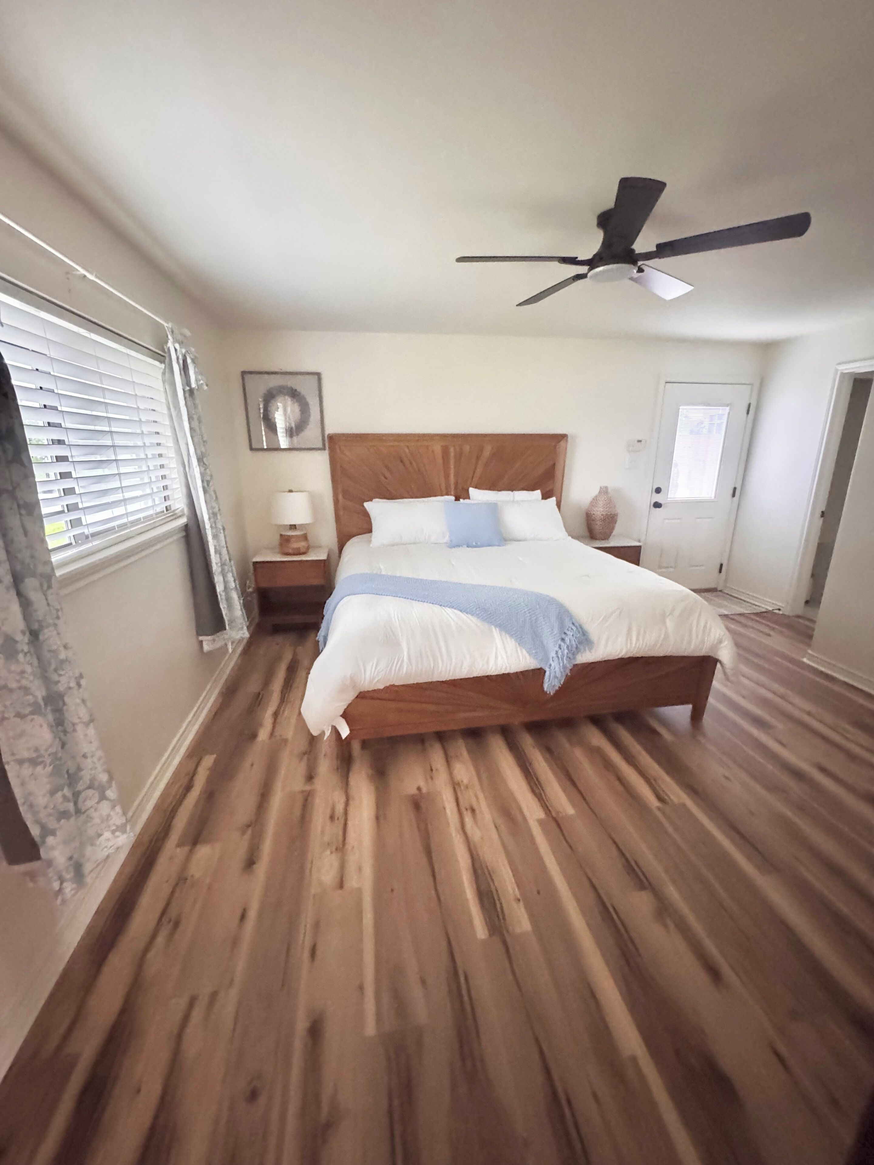 4 chambres, fer et planche à repasser, Wi-Fi, draps fournis