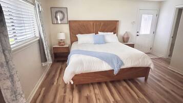 4 chambres, fer et planche à repasser, Wi-Fi, draps fournis