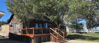 Rustic Updated Cabin located on the Cliffs of the Snake River