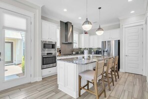 Fridge, microwave, oven, stovetop - Freedom On 30A by Stay on 30a (Inlet Beach)