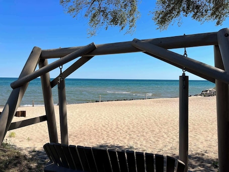 On the beach. 2BR Cottage | Steps from the Beach