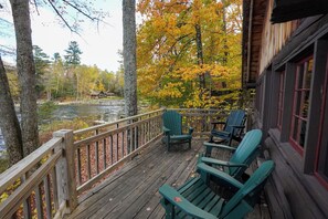 Terrace/patio - Relaxing Lakeside Cabin on Minerva Lake-Camp 10 (Olmstedville)