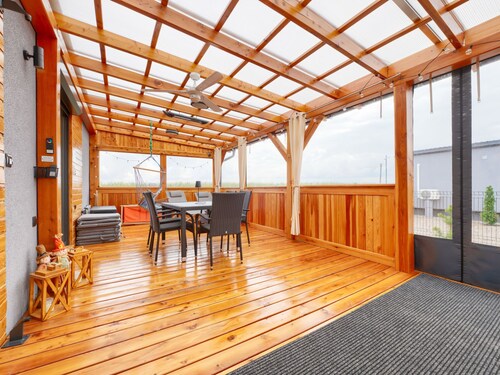 Premium by Interhome