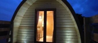 ZEcamping 3 étoiles piscine couverte pet friendly cabane 13m2 4 pers