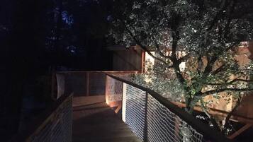 Enceinte de lâhĂ©bergement