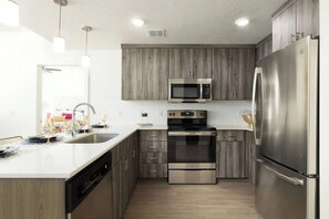 Private kitchen - Upscale Condo at the Center of It All (Salt Lake City)