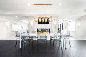 Dining - Upscale Condo at the Center of It All (Salt Lake City)