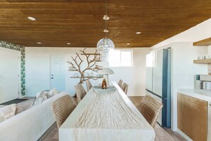 Dining - Avira - Pool, Pickleball & Outdoor Movie Theater (Joshua Tree)