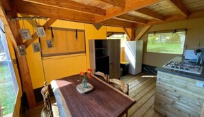 Dining - ZEcamping 3* piscine pet friendly locatif BBQ 55m2 4 pers (Dévillac)