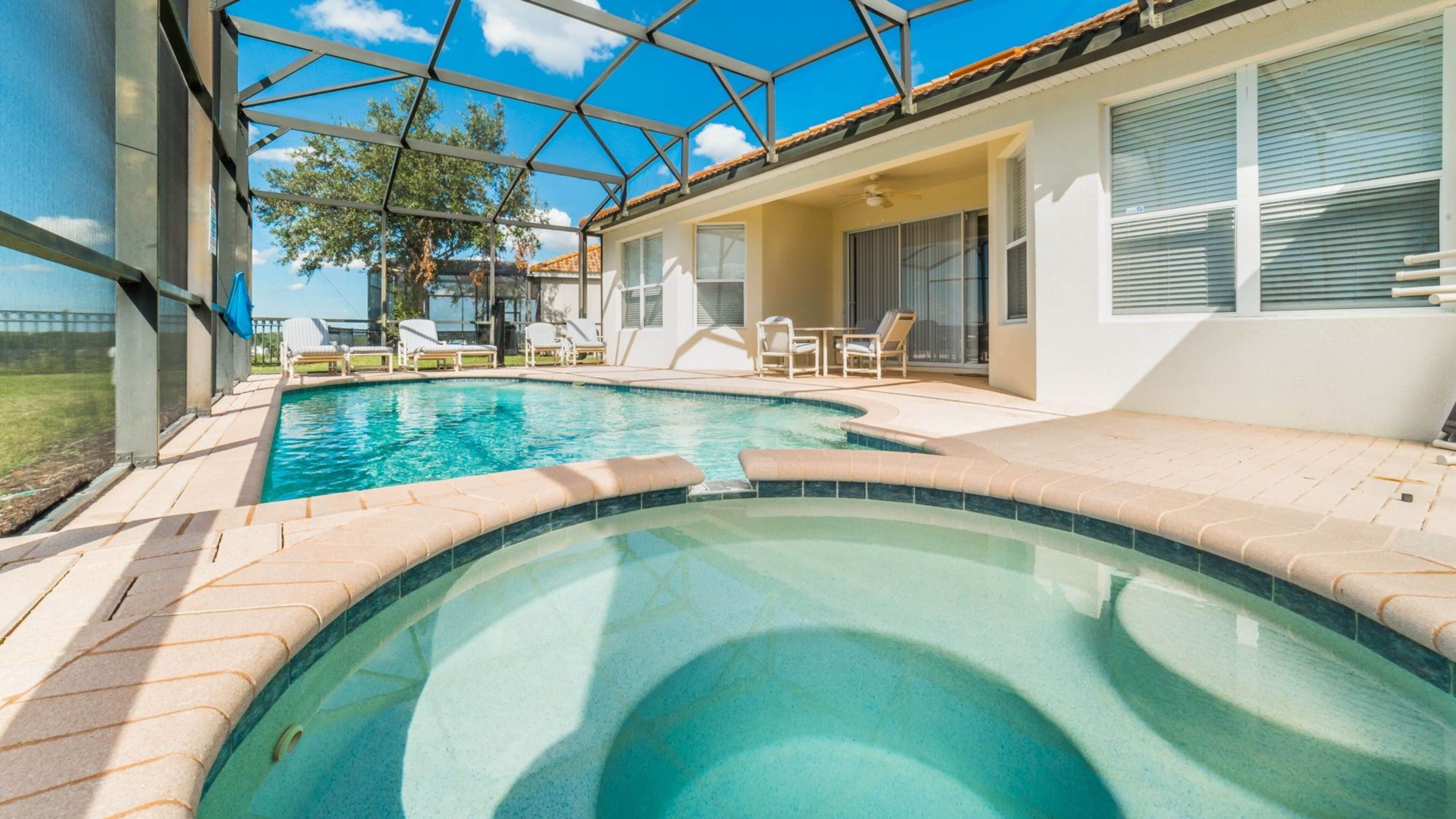 House | Pool