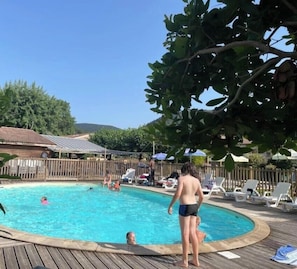 Beheizter Pool