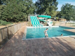 Pool - ZEcamping 3* espace aquatique animaux acceptés fitness tente 28m2 (Soturac)