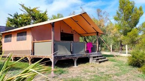 Exterior - ZEcamping 3 étoiles pataugeoire piscine locatif 20m2 5 pers (Saint-Mitre-les-Remparts)