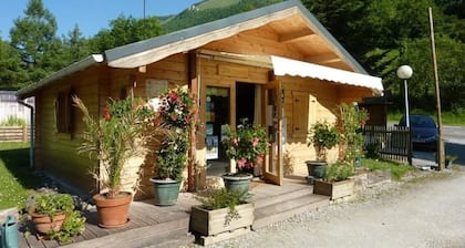 ZEcamping 3 étoiles piscine chauffée locatif BBQ 14m2