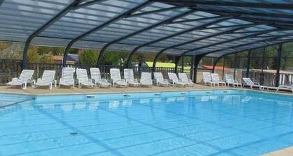 ZEcamping 3* animé piscine couverte pet friendly locatif 16m2 4 pers