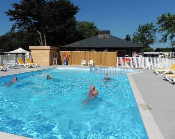 Beheizter Pool