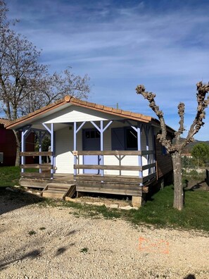 Exterior - ZEcamping 3* piscine pet friendly chalet 3 pers (Saint-Remèze)