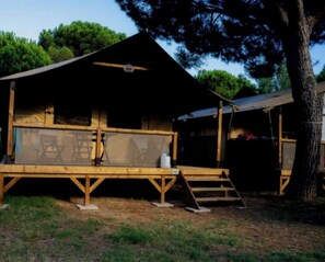 Exterior - ZEcamping 4* espace aquatique pet friendly animations locatif 5 pers (Sérignan)