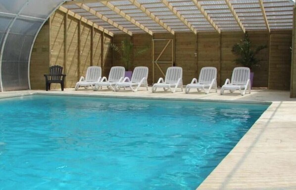 Indoor pool - ZEcamping 4* piscine couverte pataugeoire dog friendly tente 22m2 (Saint-Boil)