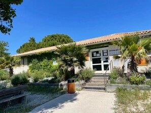 Exterior - ZEcamping 3* dog friendly locatif BBQ 5 pers (Sigean)