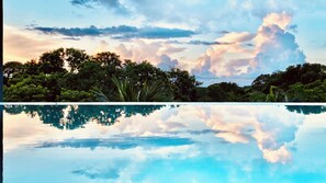 Pool - Upscale 2BR Penthouse w/Private Rooftop (Playa del Carmen)
