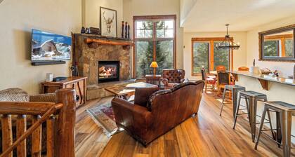 EagleRidge Abode | Great Location | Pool & Hot Tubs | Walk To Slopes