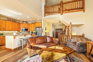 Smart TV, fireplace, offices